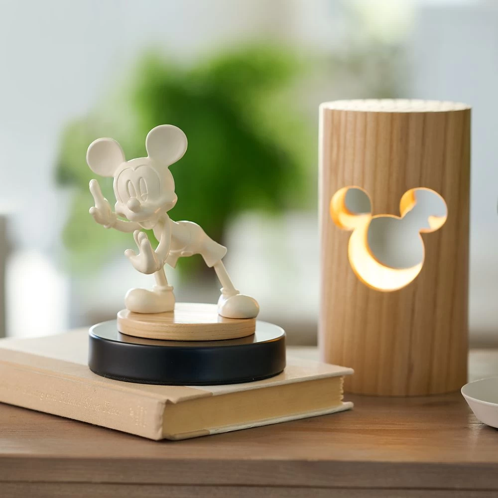 Disney Mickey Mouse Icon Wood Desk Lamp – Mickey Mouse Home Collection - Image 2