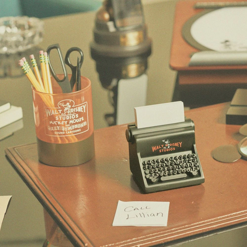 Mickey Mouse Walt Disney Studios Sticky Note Holder – Disney100 - Image 3