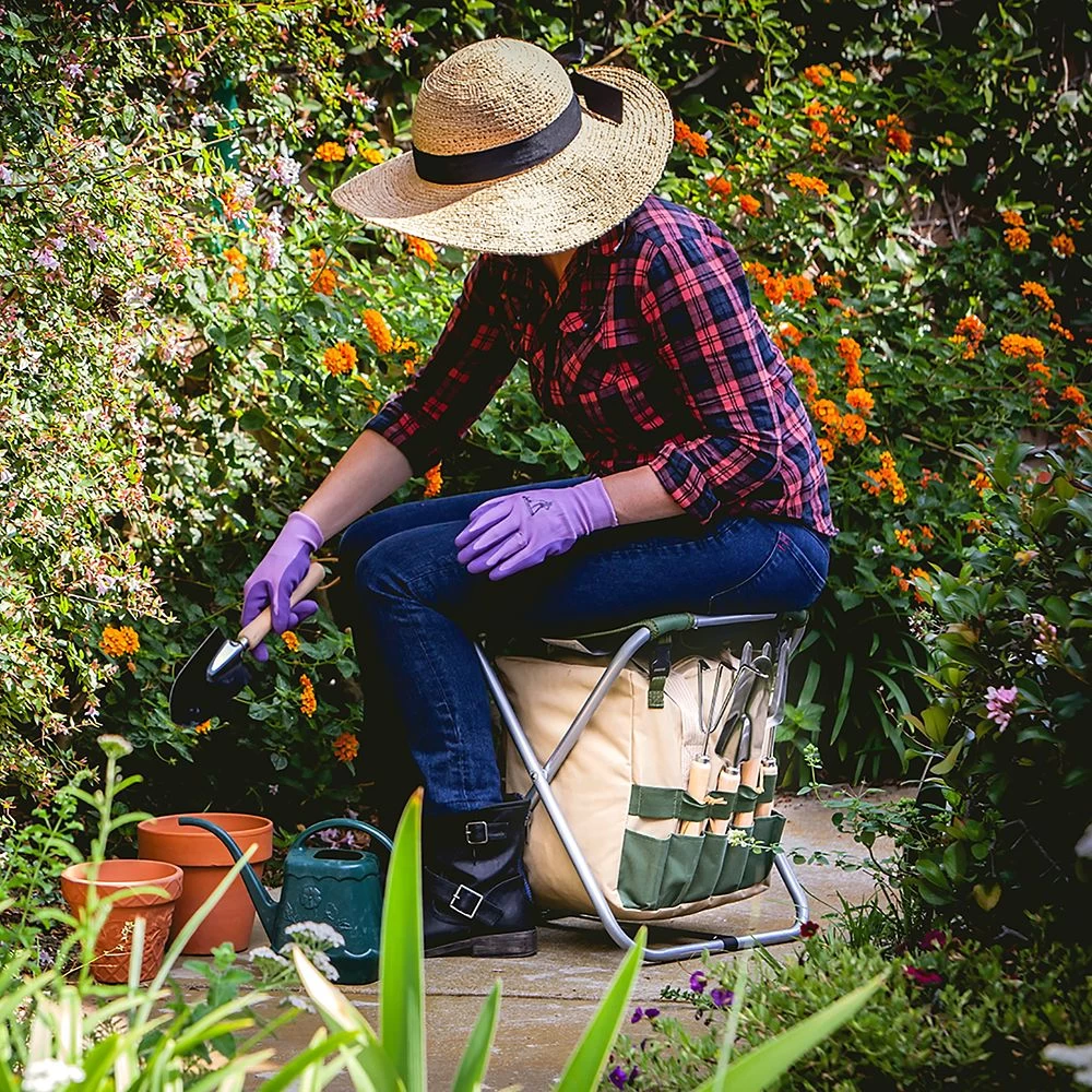 Disney Winnie The Pooh Folding Garden Stool With Detachable Storage Tote Bag And Tools - Image 7